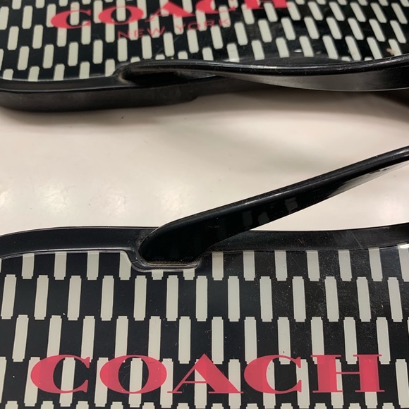 Coach jelly navy flip flop w/gold bow! - Picture 4 of 6